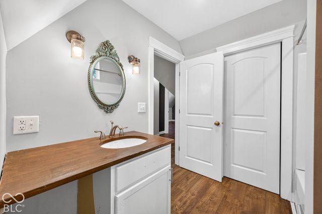 300 E Ohio Street, Trafalgar, IN 46181