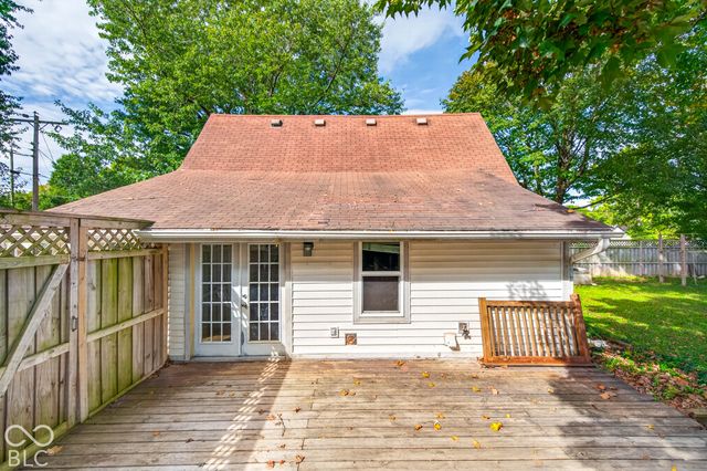 300 E Ohio Street, Trafalgar, IN 46181