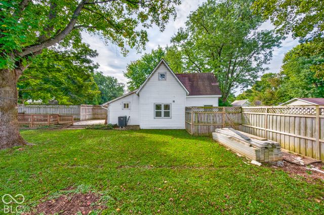 300 E Ohio Street, Trafalgar, IN 46181