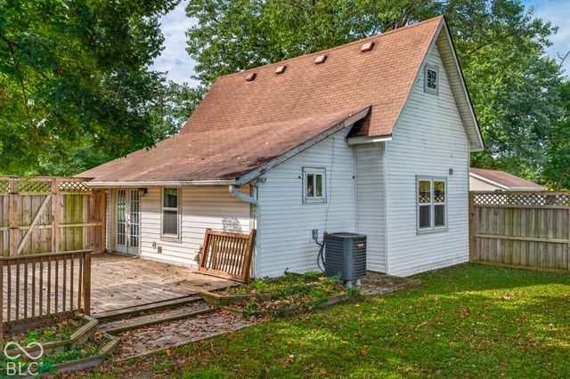 300 E Ohio Street, Trafalgar, IN 46181