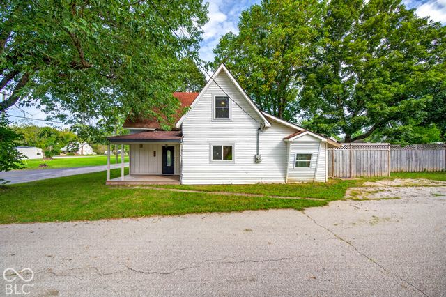 300 E Ohio Street, Trafalgar, IN 46181
