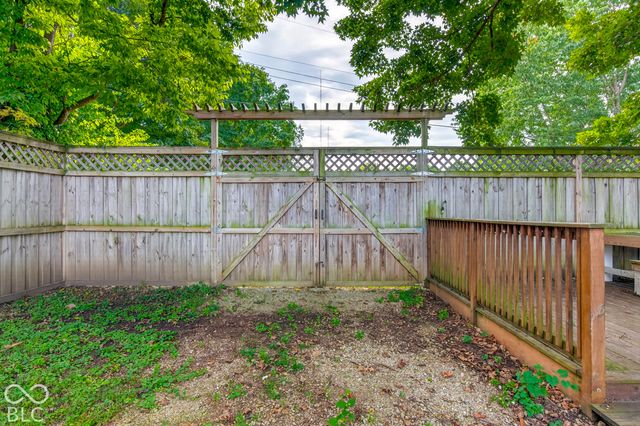 300 E Ohio Street, Trafalgar, IN 46181