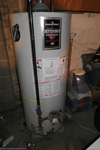 1409 Kearney Street, Port Huron, MI 48060