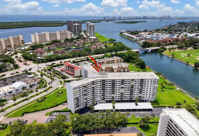 336 Golfview Road 207, North Palm Beach, FL 33408