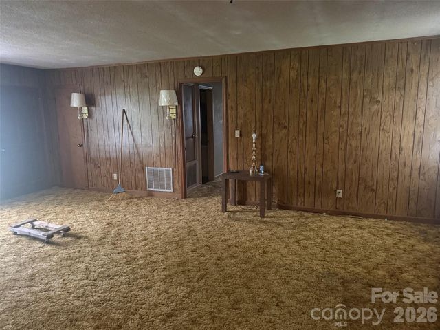 2908 Woodland Hill Way, Lancaster, SC 29720