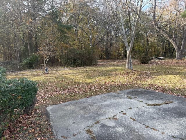 2908 Woodland Hill Way, Lancaster, SC 29720