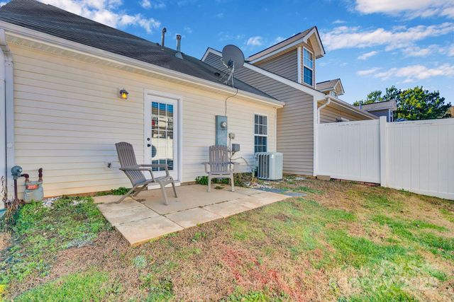 719 Waterfall Way, Clover, SC 29710