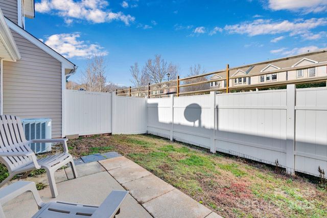 719 Waterfall Way, Clover, SC 29710