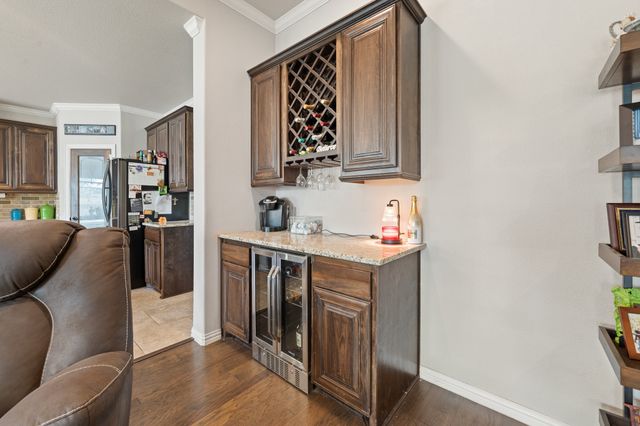 2533 Lime Court, Burleson, TX 76028