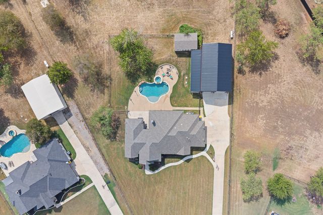 2533 Lime Court, Burleson, TX 76028