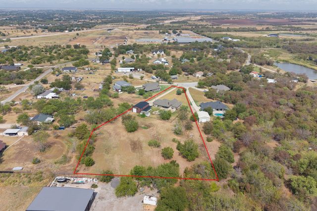 2533 Lime Court, Burleson, TX 76028