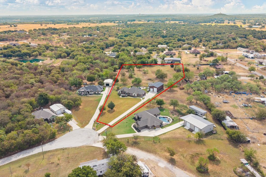 2533 Lime Court, Burleson, TX 76028 — photo 2