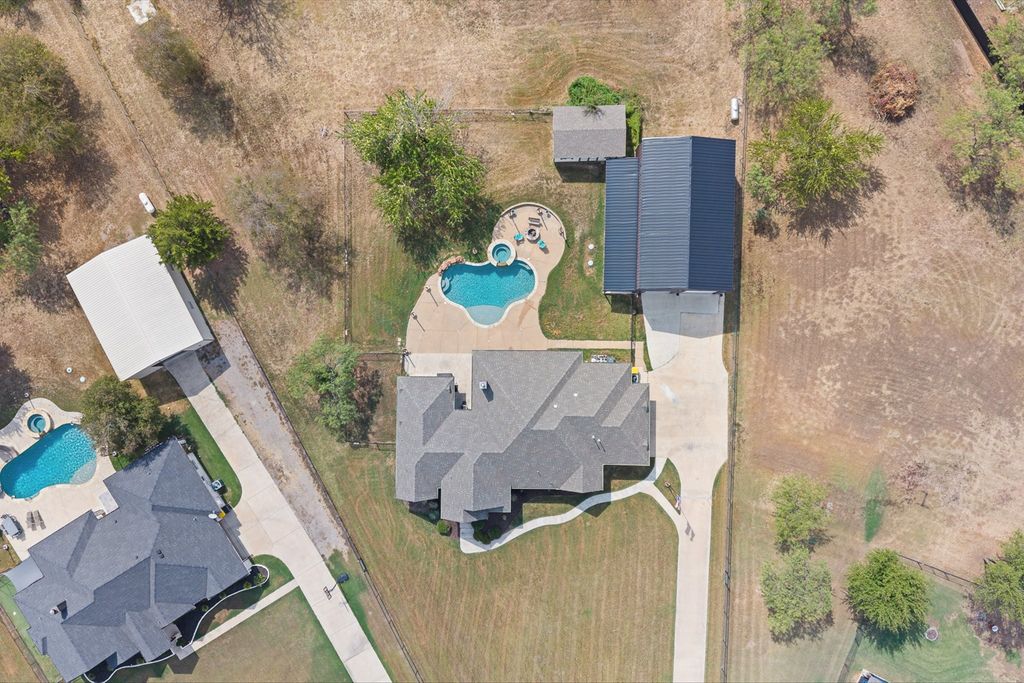 2533 Lime Court, Burleson, TX 76028 — photo 3