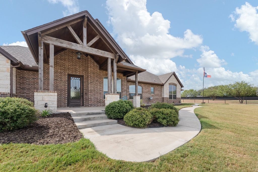 2533 Lime Court, Burleson, TX 76028 — photo 5