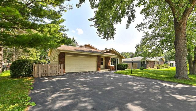 W170S7044 Southern DRIVE, Muskego, WI 53150