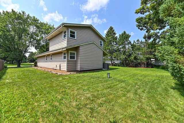 W170S7044 Southern DRIVE, Muskego, WI 53150
