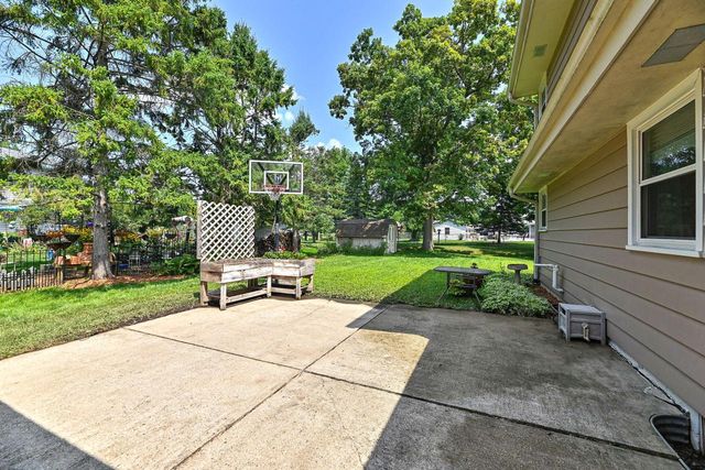 W170S7044 Southern DRIVE, Muskego, WI 53150