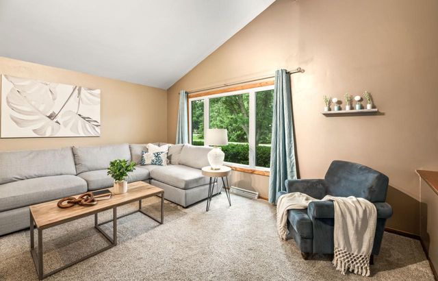 W170S7044 Southern DRIVE, Muskego, WI 53150