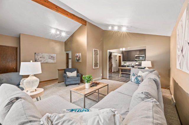 W170S7044 Southern DRIVE, Muskego, WI 53150