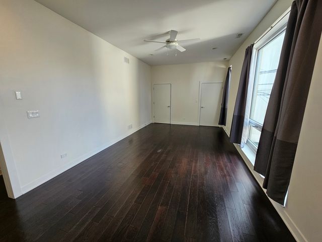 514 N Damen Avenue 2S, Chicago, IL 60622