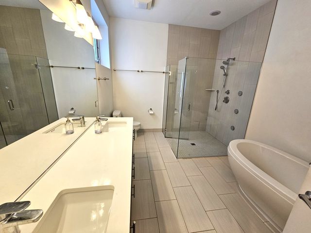 514 N Damen Avenue 2S, Chicago, IL 60622