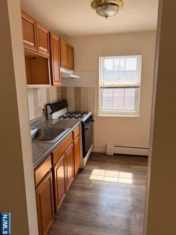 278 Main Street f6, Little Ferry, NJ 07643
