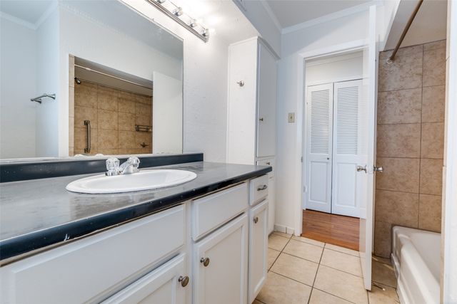 5818 University Boulevard 232, Dallas, TX 75206