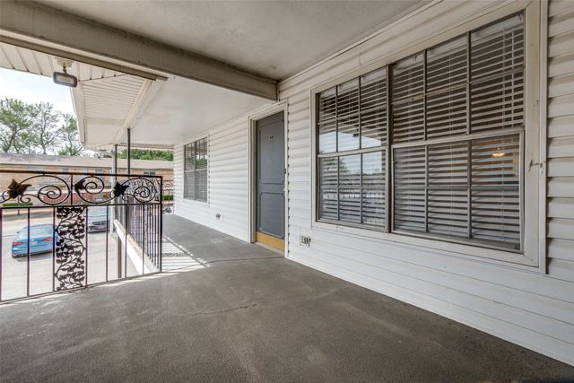 5818 University Boulevard 232, Dallas, TX 75206