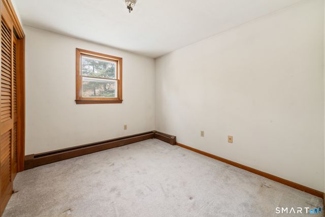 18 Manor Lane, Wolcott, CT 06716