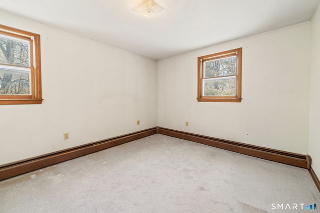 18 Manor Lane, Wolcott, CT 06716