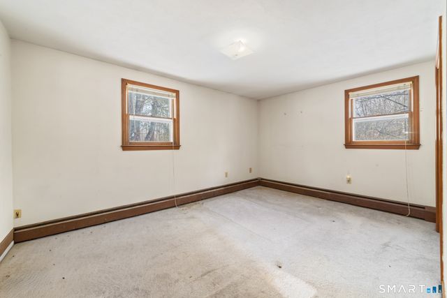 18 Manor Lane, Wolcott, CT 06716