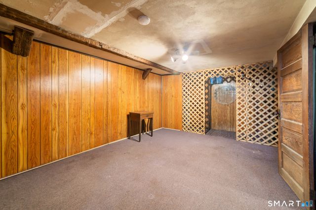 18 Manor Lane, Wolcott, CT 06716