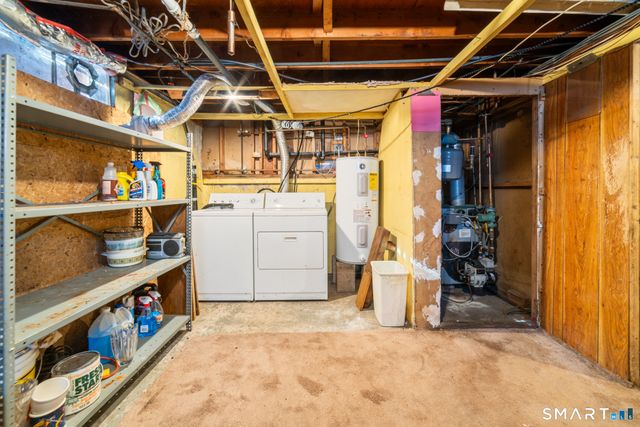 18 Manor Lane, Wolcott, CT 06716