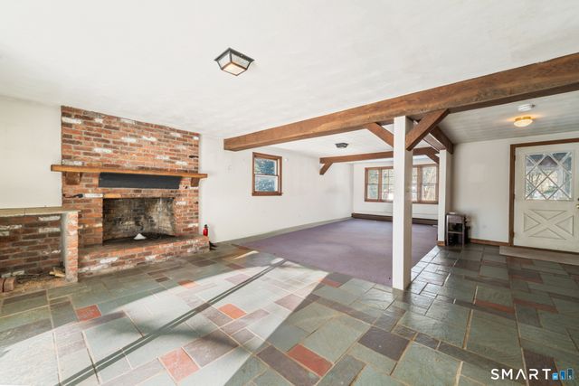 18 Manor Lane, Wolcott, CT 06716