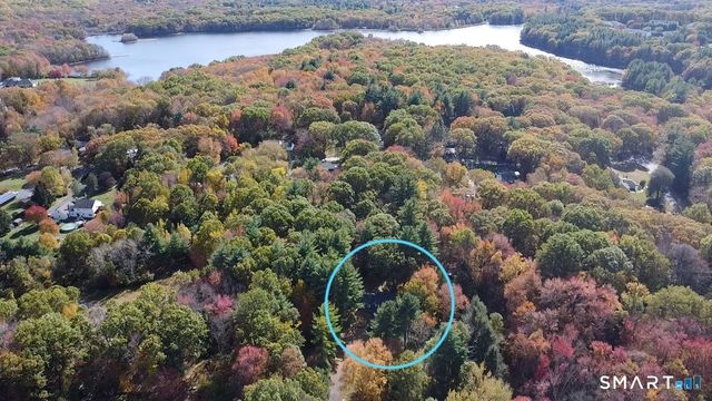 18 Manor Lane, Wolcott, CT 06716