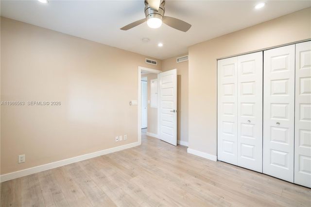 2400 NE 26th St 7, Fort Lauderdale, FL 33305