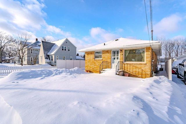 812 RIDGELAND AVENUE, Schofield, WI 54476