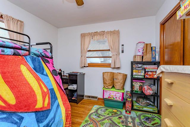 812 RIDGELAND AVENUE, Schofield, WI 54476