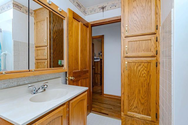 812 RIDGELAND AVENUE, Schofield, WI 54476