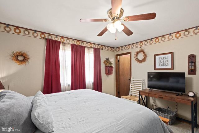 75 MACINTOSH DR, Colora, MD 21917