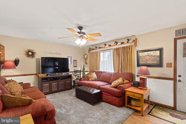 75 MACINTOSH DR, Colora, MD 21917
