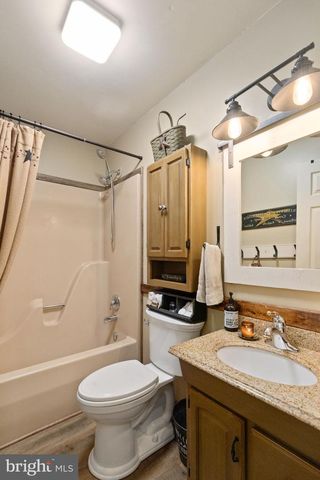 75 MACINTOSH DR, Colora, MD 21917
