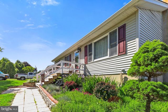 75 MACINTOSH DR, Colora, MD 21917