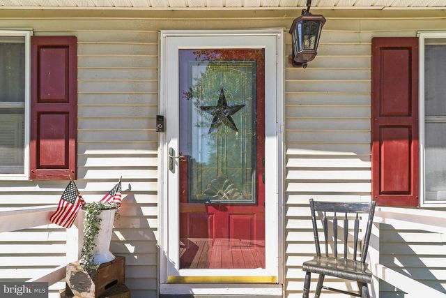 75 MACINTOSH DR, Colora, MD 21917