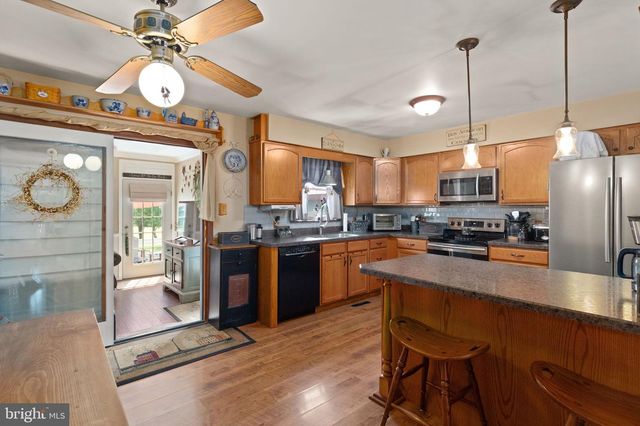 75 MACINTOSH DR, Colora, MD 21917