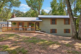 5752 Oak Grove Drive, Acworth, GA 30102
