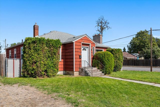 227 E Crown Ave, Spokane, WA 99207