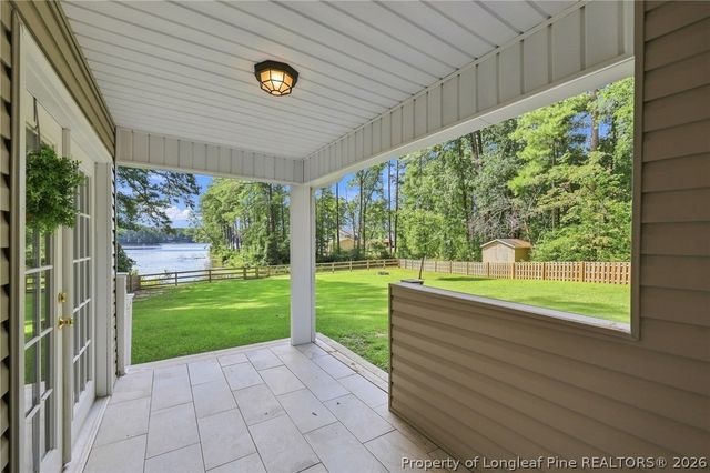 117 Lakeview Drive, Whispering Pines, NC 28327