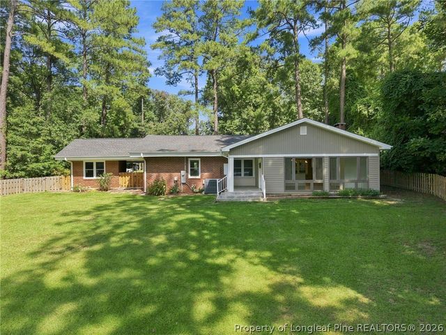 117 Lakeview Drive, Whispering Pines, NC 28327