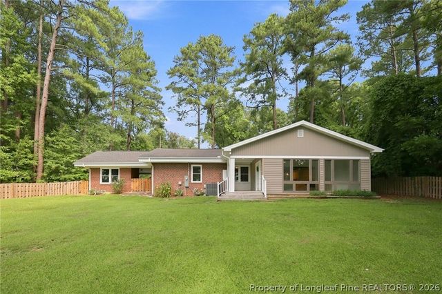 117 Lakeview Drive, Whispering Pines, NC 28327